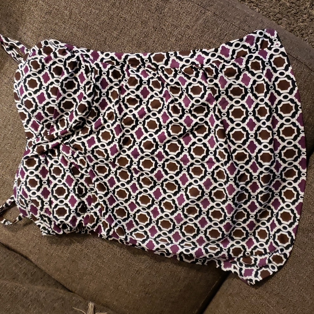 Women's Lands End swimsuit top size 14